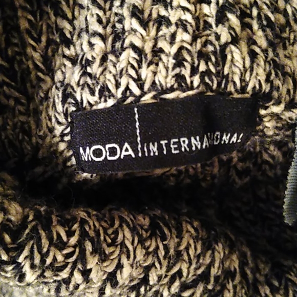 Moda International Sweater Dress - Picture 7 of 9